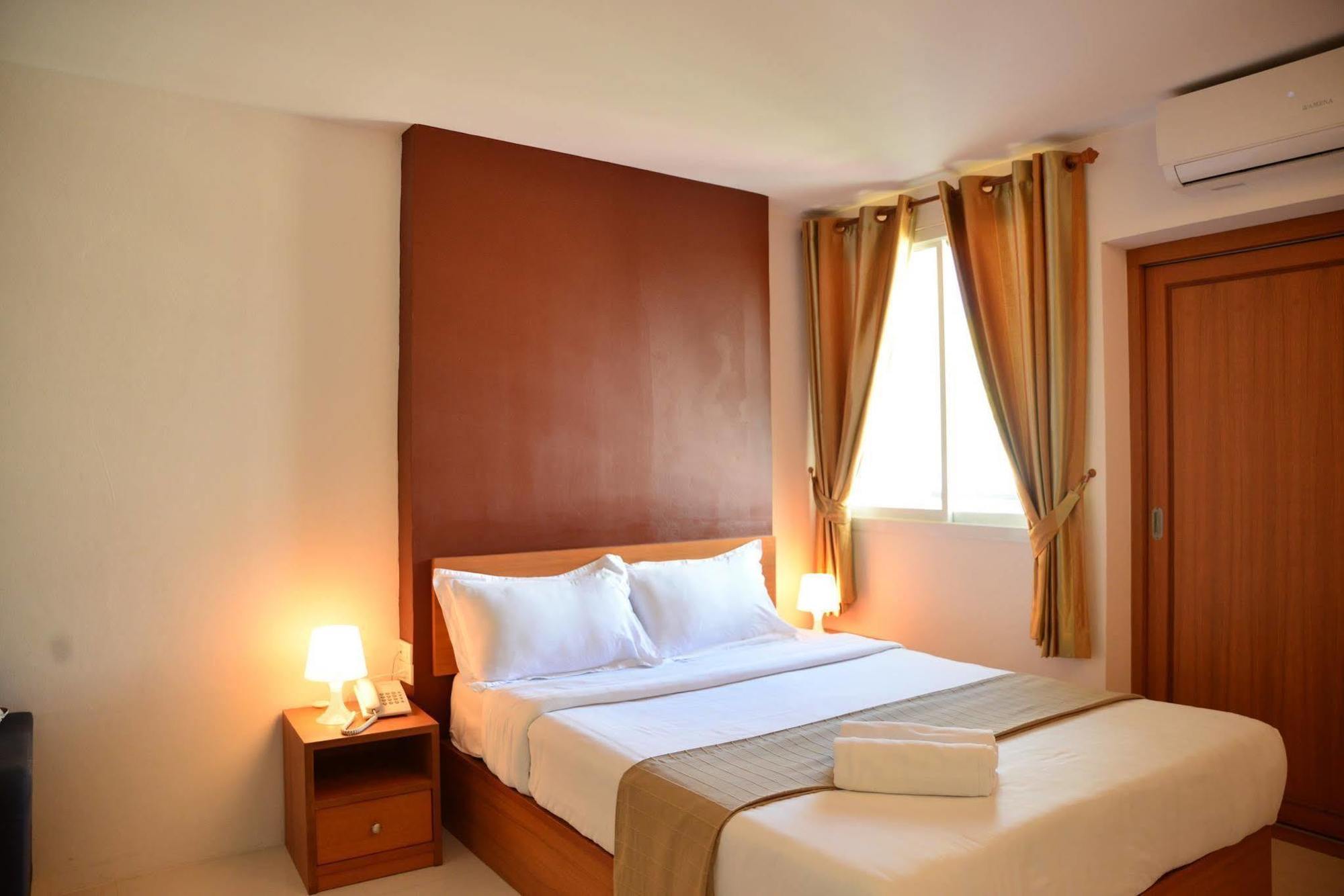 Nrv Place Apart Hotel Bangkok Exterior photo